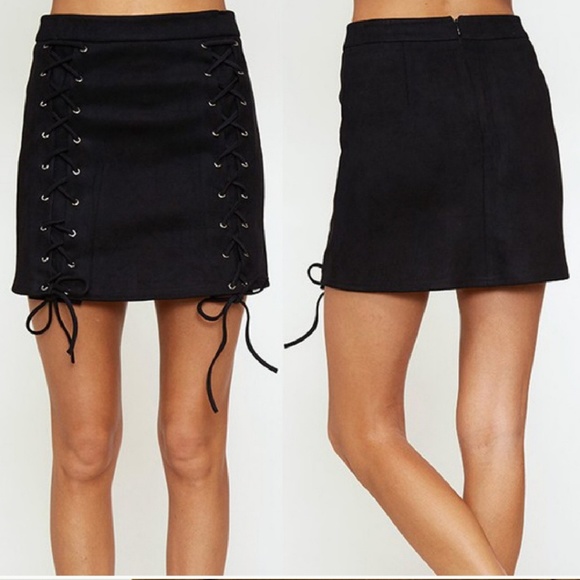 Lace Up Mini Skirt - Picture 2 of 2